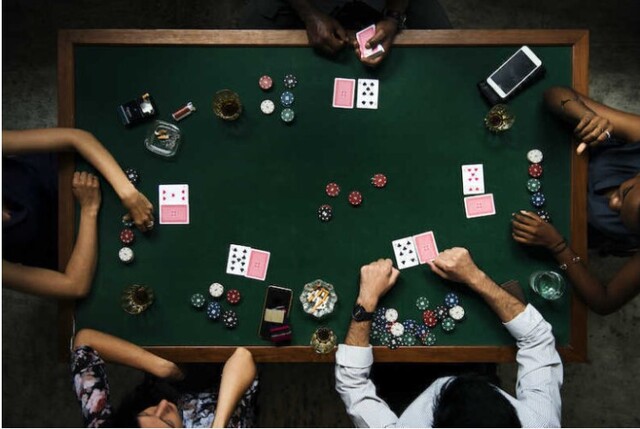 Một số thuật ngữ khác được dùng trong poker Một số thuật ngữ khác được dùng trong poker