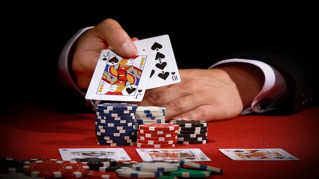 Hướng dẫn bạn chi tiết cách chơi bài Poker trên thị trường hiện nay Hướng dẫn bạn chi tiết cách chơi bài Poker trên thị trường hiện nay